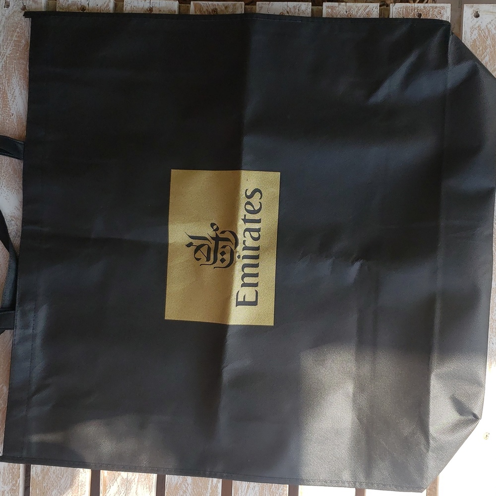 Emirates Tote - Picture 5 of 7